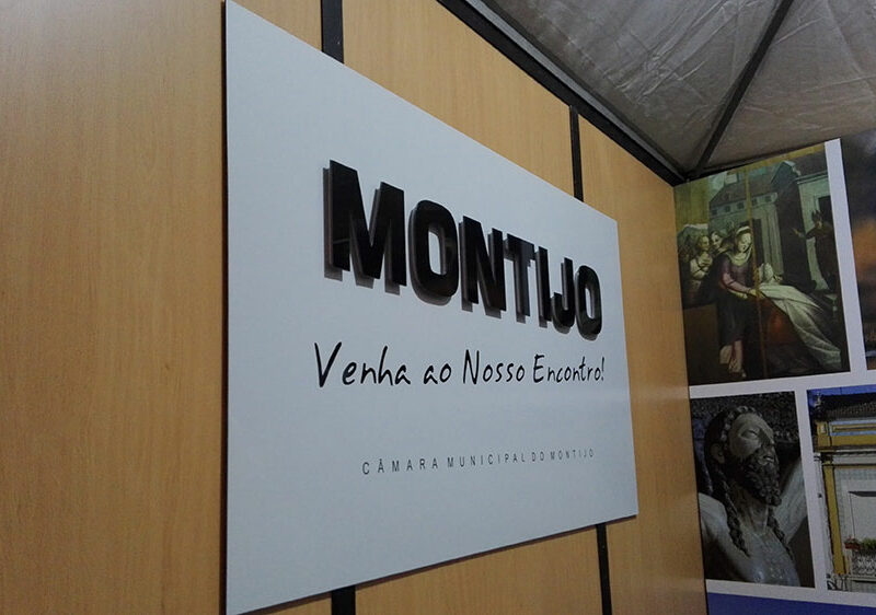 Camara-Montijo-Stand-3